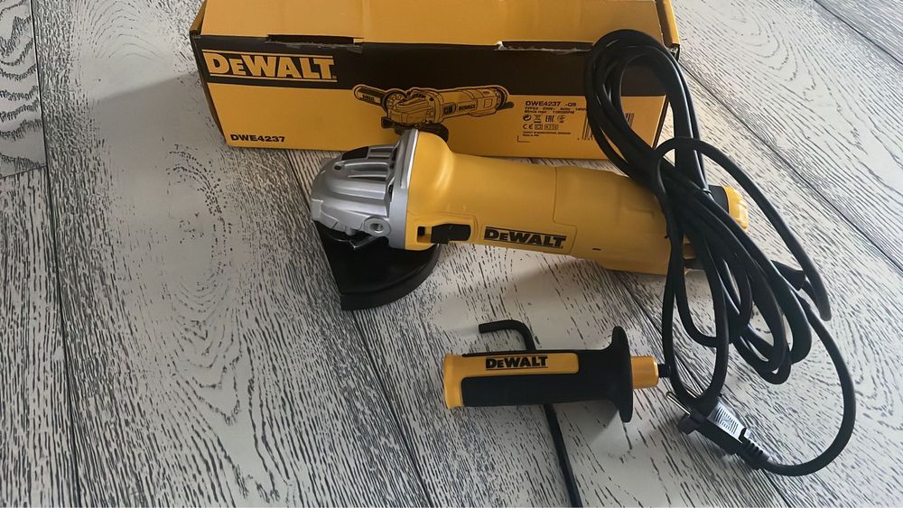 Flex  Dewalt  1400w