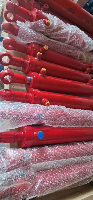 Cilindru hidraulic plug reversibil cilindri directie preț 477 lei buca