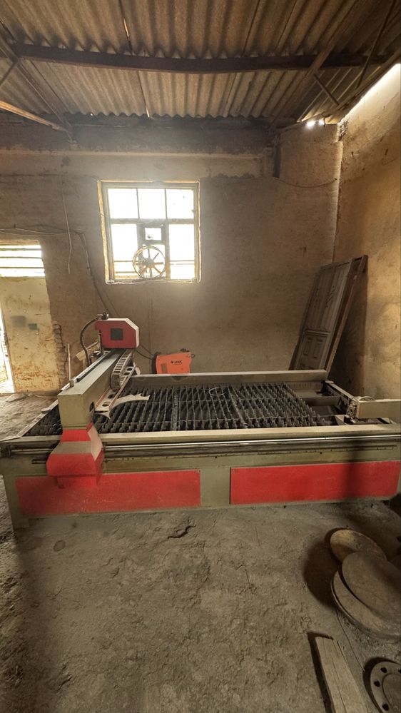 Temir va metal mahsulotlari uchun Lazer stanok