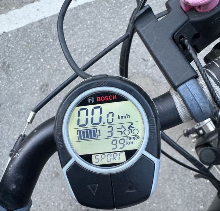 Vand sau schimb Bicicleta de dama electrica Hercules ,motor BOSCH