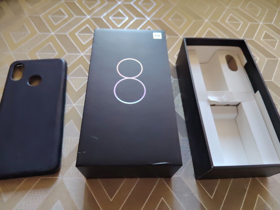 Xiaomi Mi 8 SE 64GB + 6GB RAM