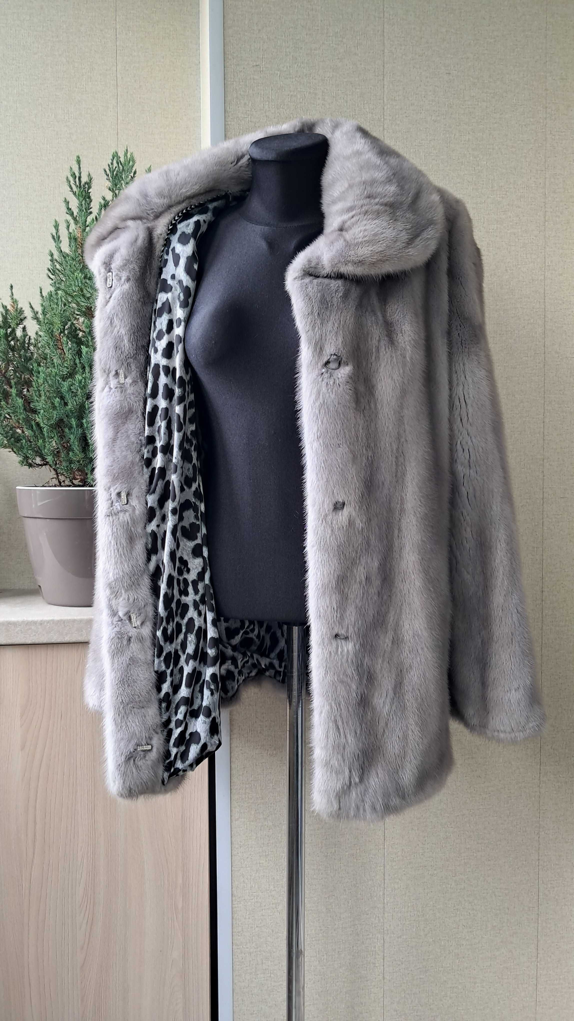 Haina vizon blana naturala , Haină de nurcă , culoare gri  safir m.S-L