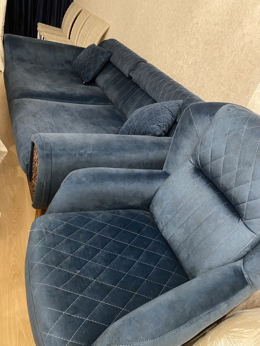 Диван и 2 кресла в хорошем состоянии