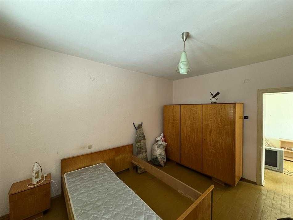 Продава се Къща в с. Дамяново, Област Габрово - 190 кв.м за 121 €/кв.м - Снимка #5