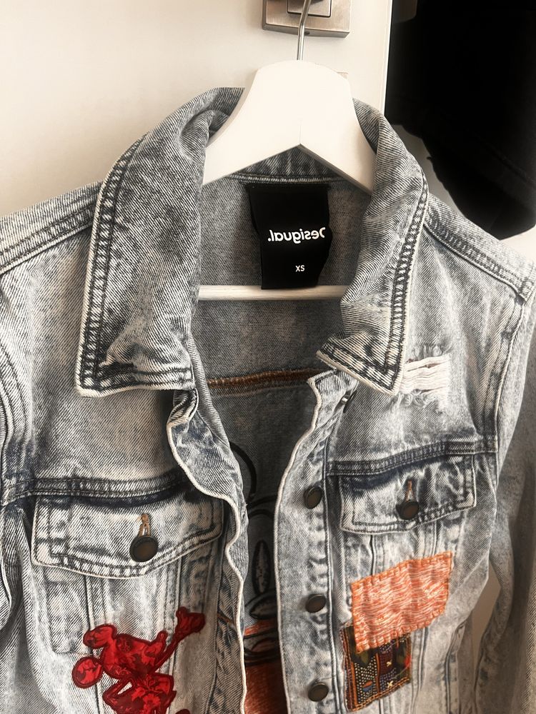 Дънково яке Desigual