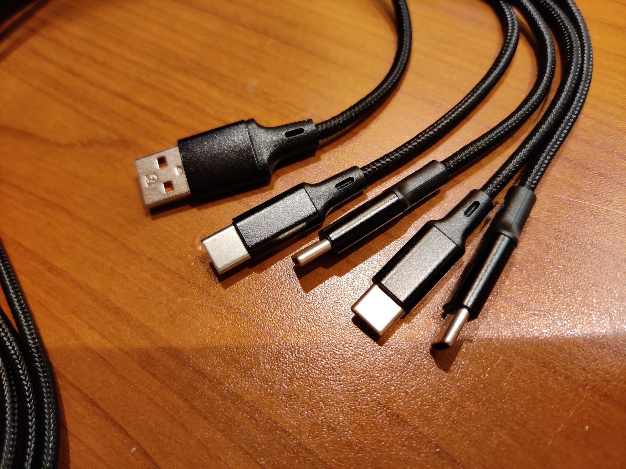 Кабель зарядный USB на 4 Type-C