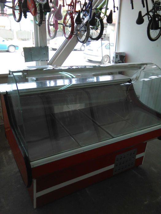 Vitrina frigorifica preparate, lactate 1.5m