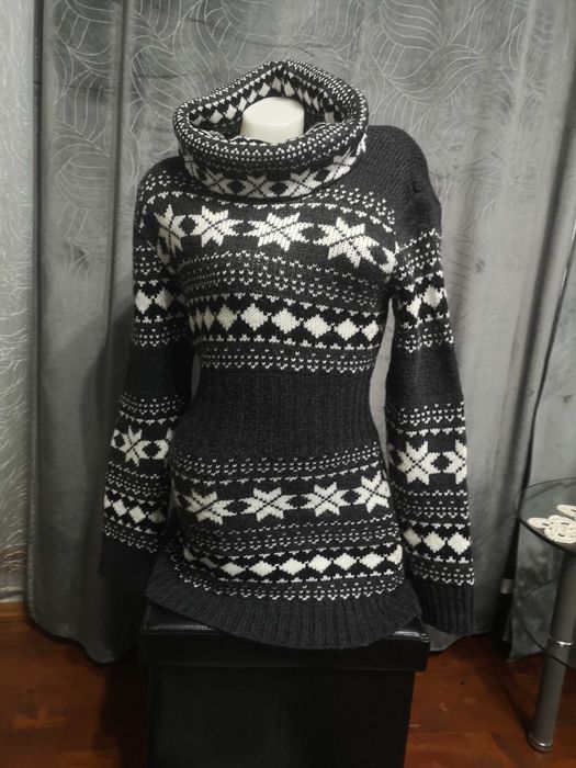 Pulover lung, rochie mini