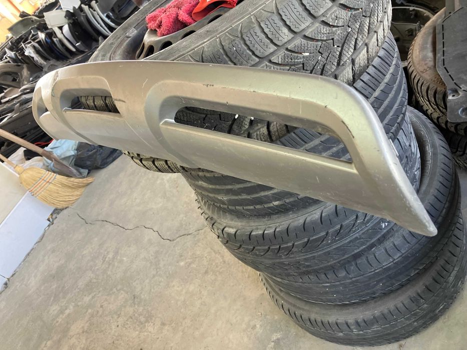 Спойлер предна броня за Хюндай Санта Фе Hyundai Santa Fe 2016-2018г