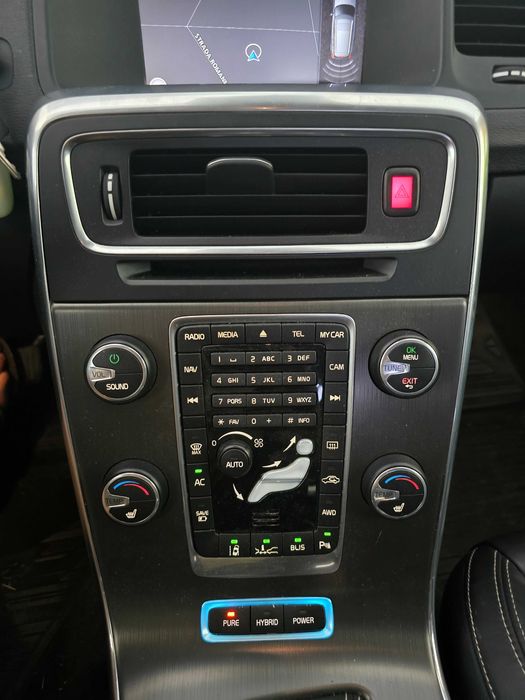VOLVO V 60 D6 Plug-In Hybrid 4X4
