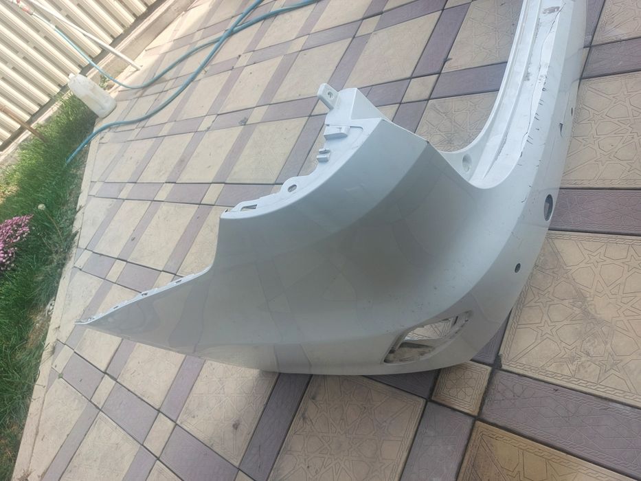 Бампер задний оригинал