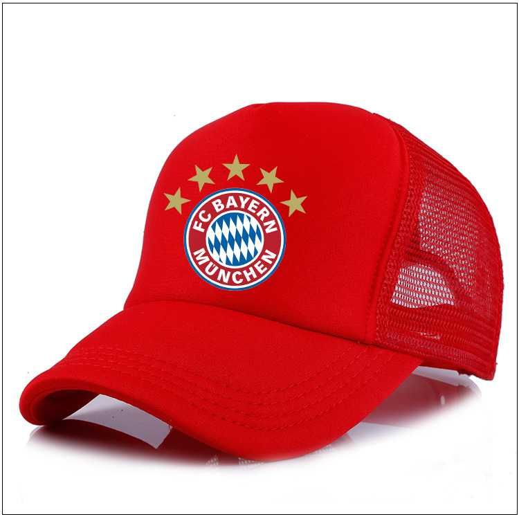 ЛИВЪРПУЛ LIVERPOOL и БАЙЕРН BAYERN шапки -3 цвята. Универсален размер.