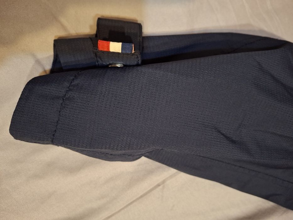 Jean Paul  Ново дамско туристическо яке ветровка М размер