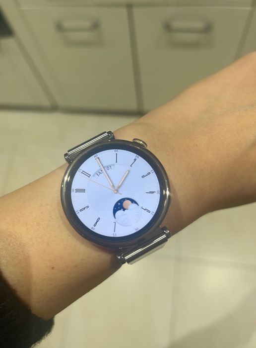 Смарт часовник HUAWEI Watch GT4, 41 мм, сребрист