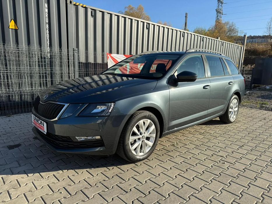 Skoda Octavia Skoda Octavia 1.6 TDI Manual 180.000km Istoric Skoda