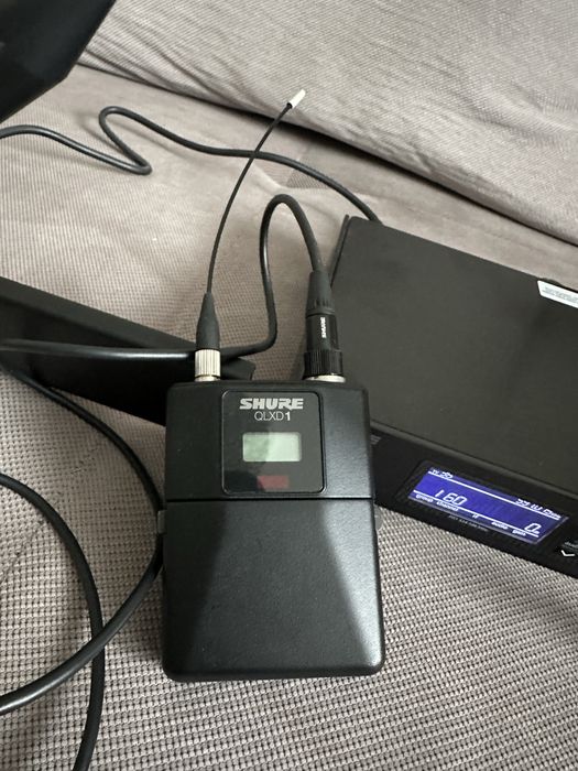 Se vinde reciver pentru instrument Shure qlxd