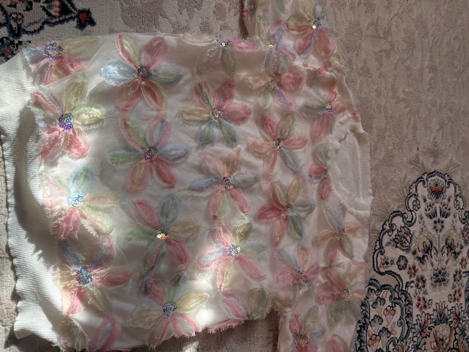 продам красивую кофту