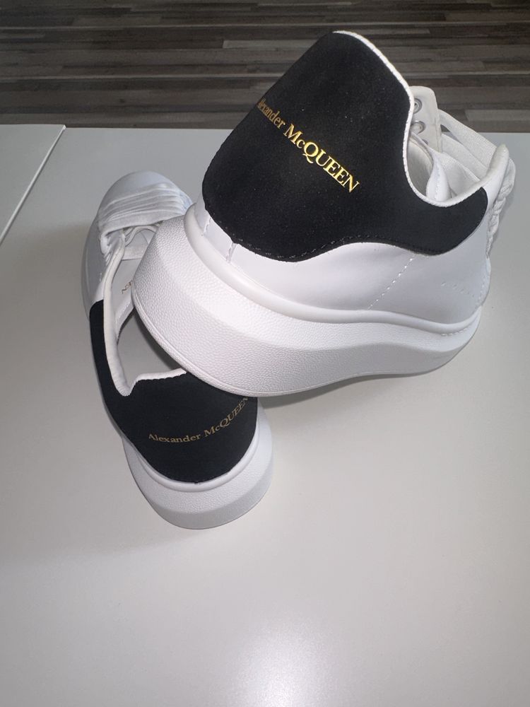 Alexander McQueen Unisex