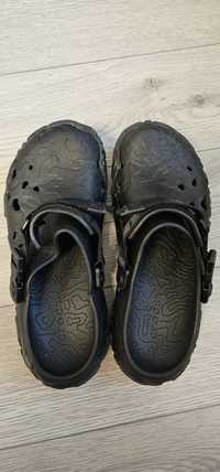 Vând papuci Crocs MTN