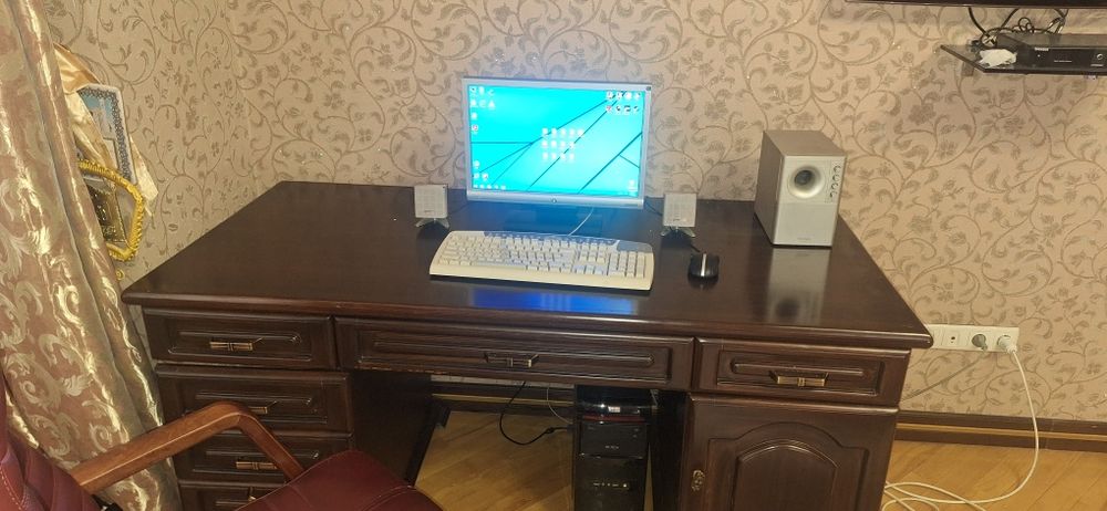 Kompyuter PC, klaviatura, mishka, manitor, microlab sambufer sotiladi