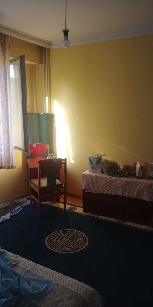 Продава се Тристаен апартамент в Шумен, Добруджански - 88 кв.м за 1073 €/кв.м - Снимка #8