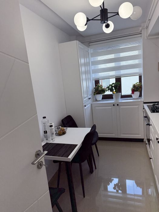 Vand apartament doua camere trivale park
