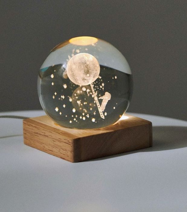 Лампа космонавт LED , осветление