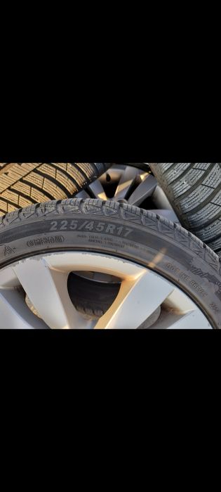 Anvelope iarna 225/45/17 roti BMW