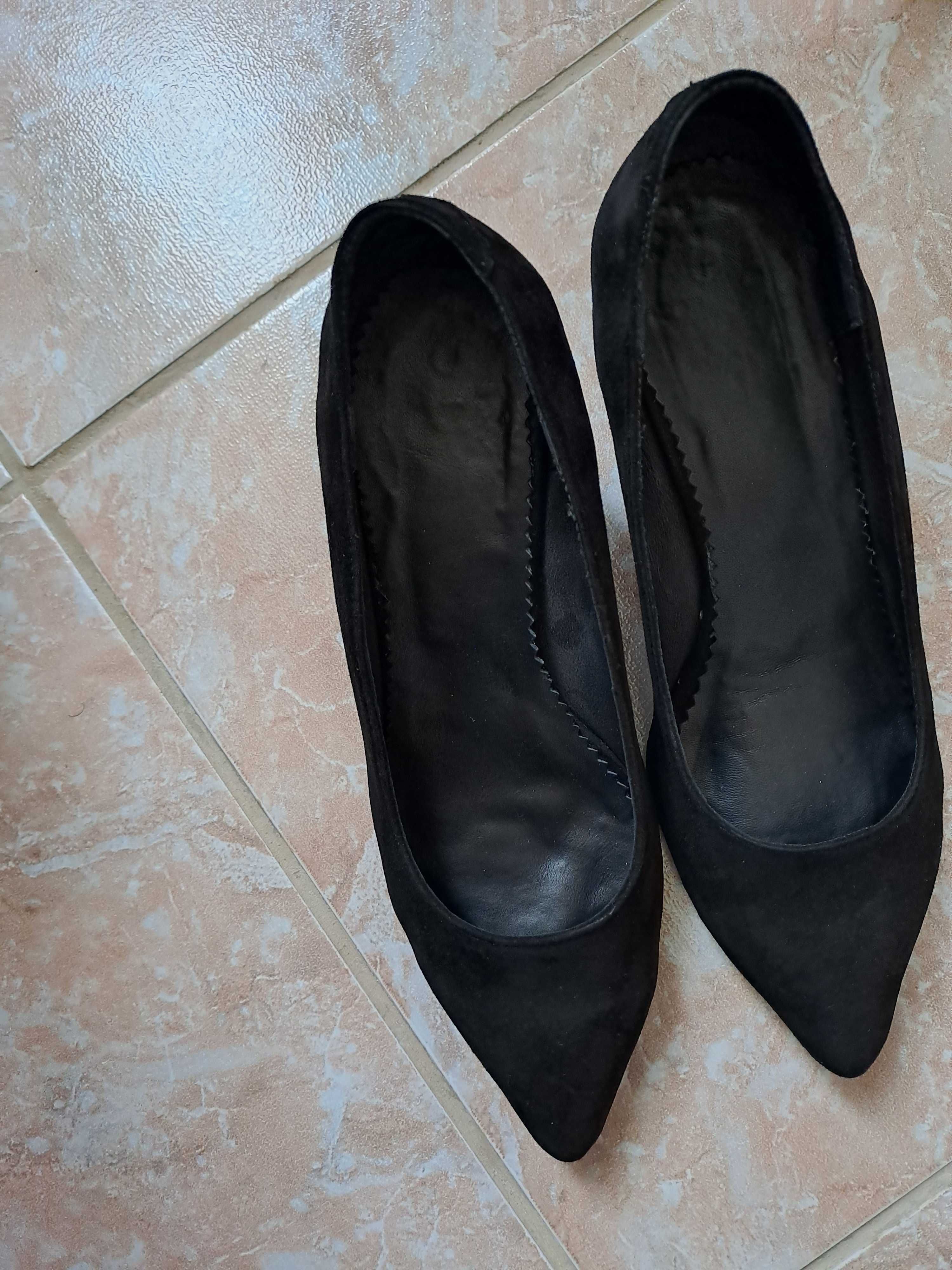 Pantofi dama negri masura 37 piele intoarsa