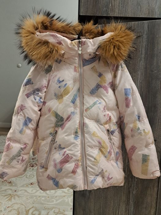 Зимняя куртка на девочку 6-7 лет 116-122см натуральный мех