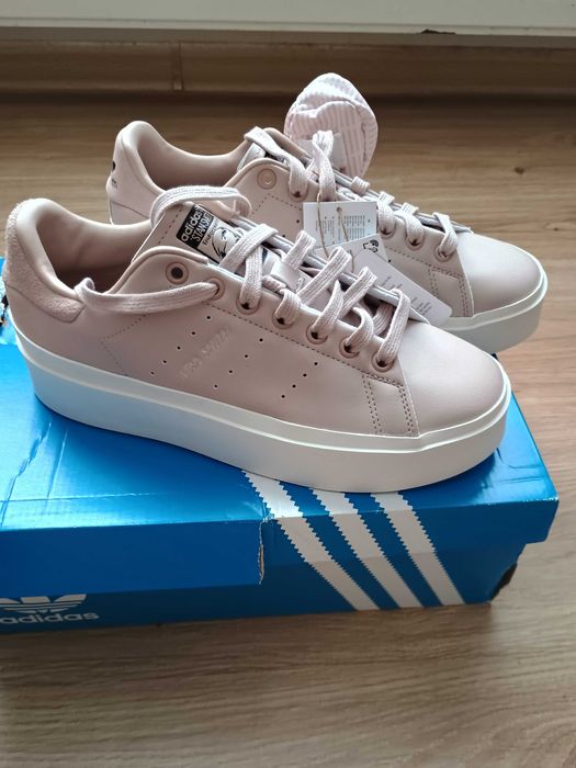 Дамски кецове Adidas