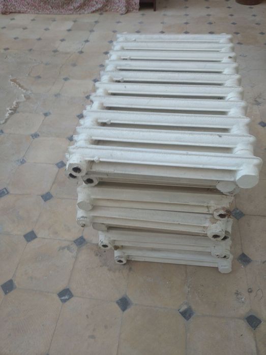 Батарея чугунная