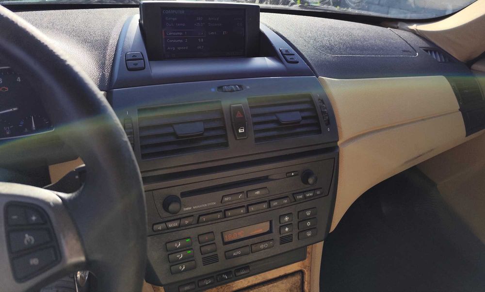 BMW X3  бензин и газ, 2004 год.