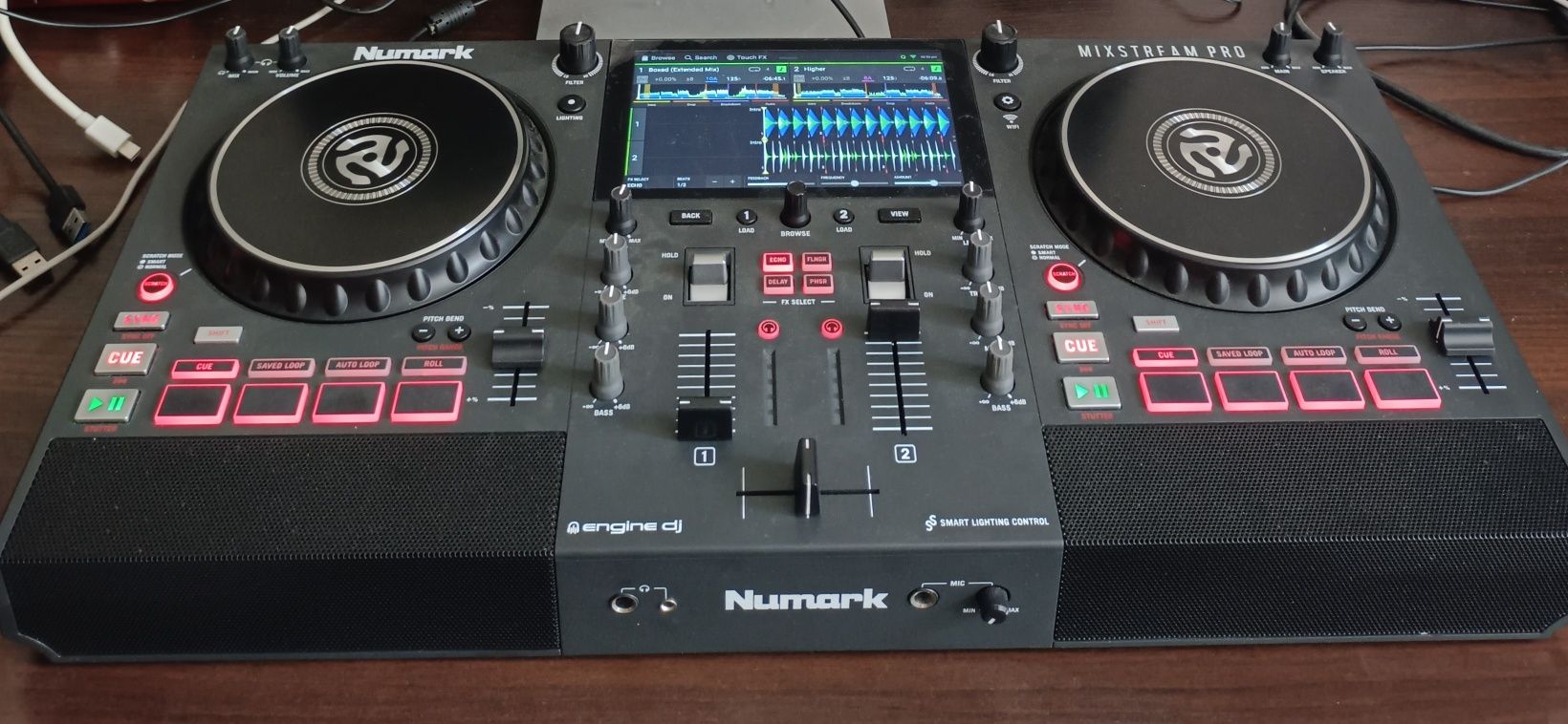 DJ пульт контроллер Numark Mixstream Pro