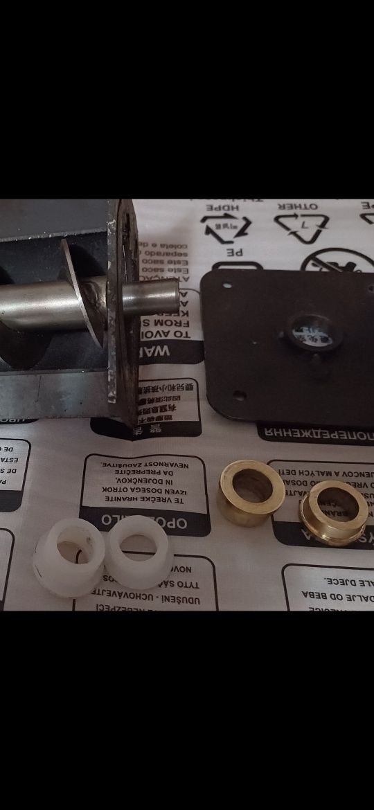 Pinion reductor centrala/cazan peleți, service, bucse