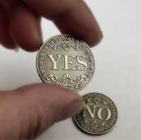 Yes No монета сувенир