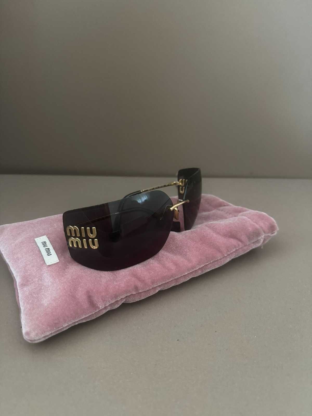 Слънчеви очила Miu miu