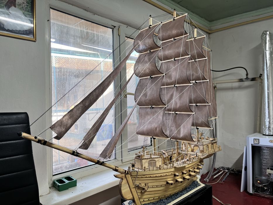 Паррусный корабль узындыгы 1.70  боиы 1.50 светтеры бар жанатын новый