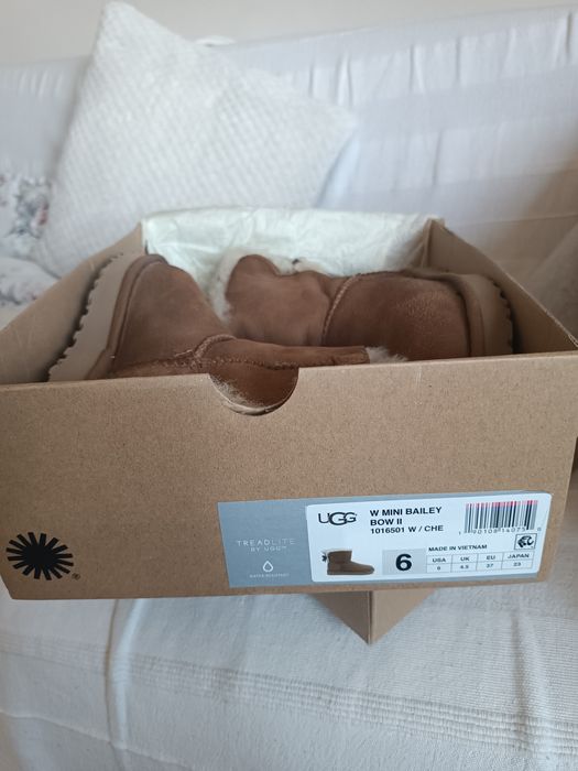 Боти UGG 37 номер бежови 23 см стелка
