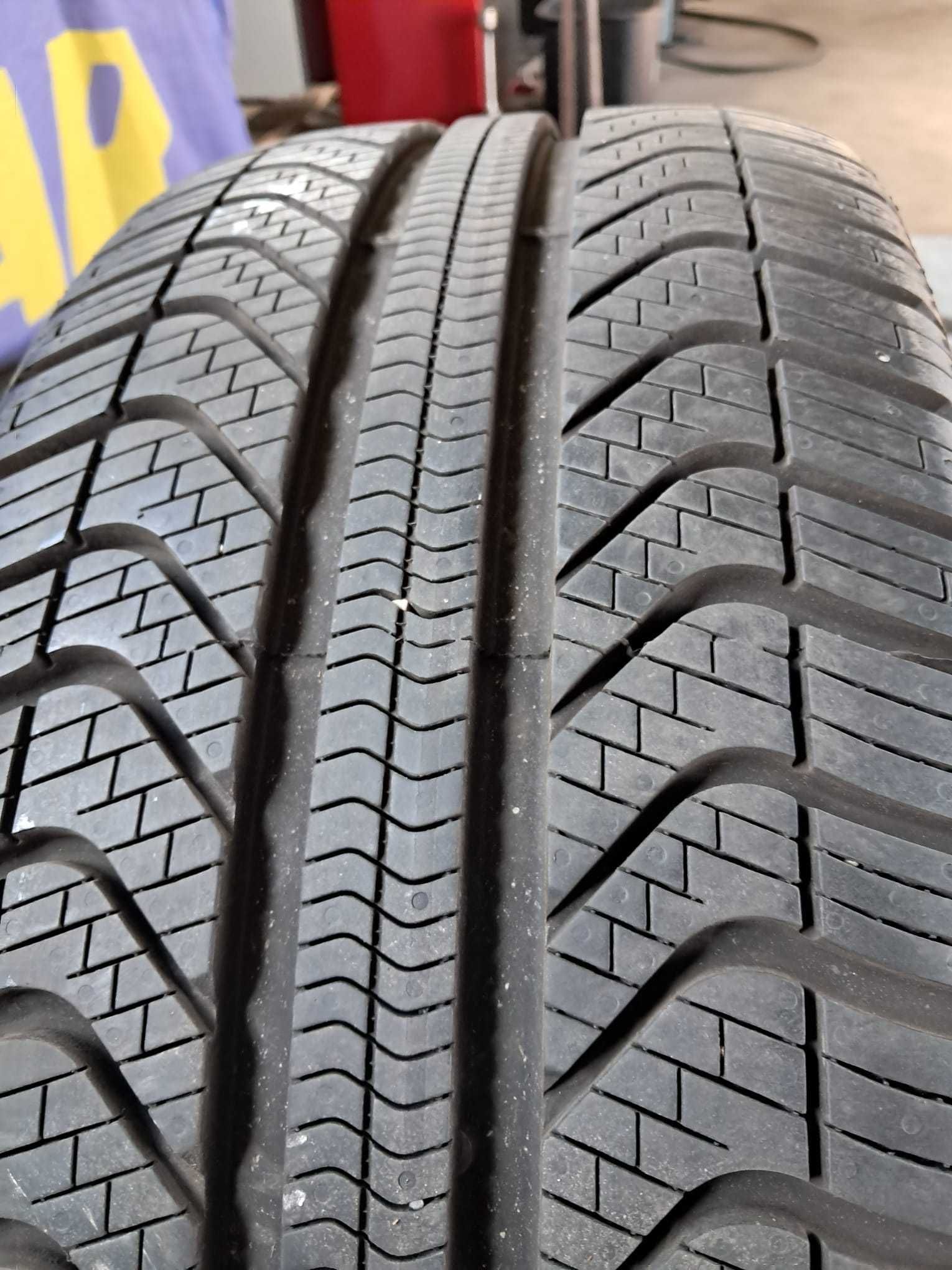 Jante BMW Seria 1 F40 Seria 2 F44 Anvelope AllSeason Pirelli 225 45 17