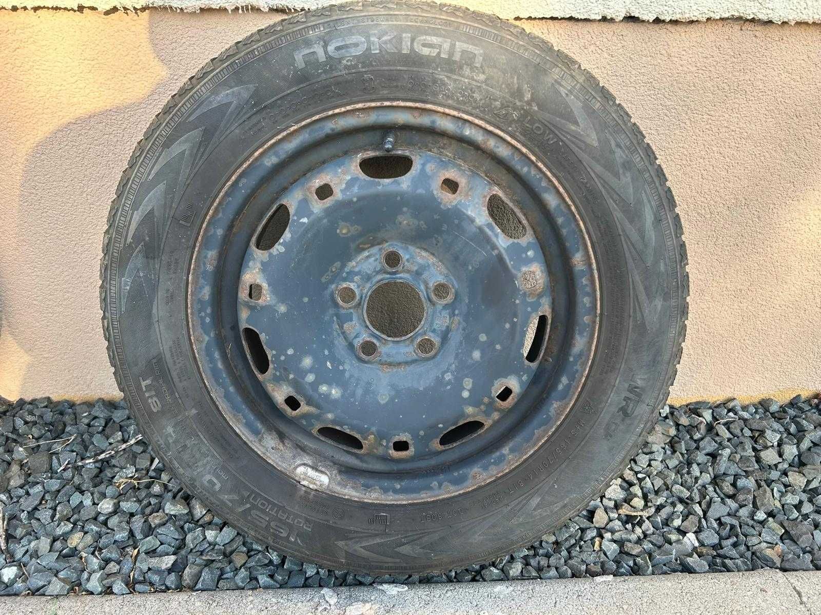 set 4 roti iarna(cauciuc + jante) M+S 165/70/R14(2 nokian + 2  barum)