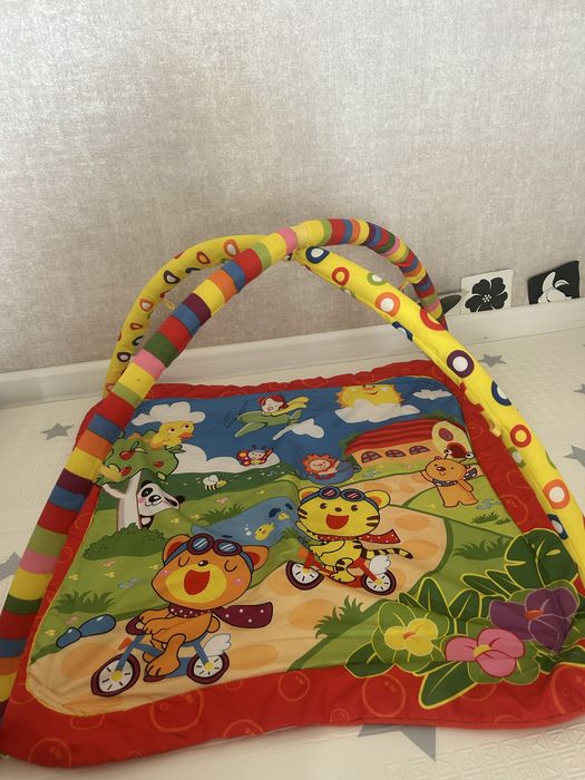 Продается развивающий коврик