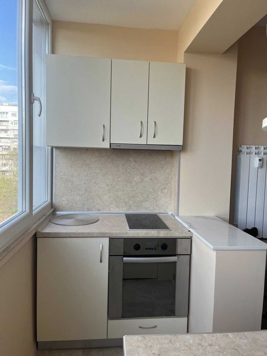 Дава се под наем Тристаен апартамент в Пловдив, Христо Смирненски - 90 кв.м за 425 € - Снимка #3