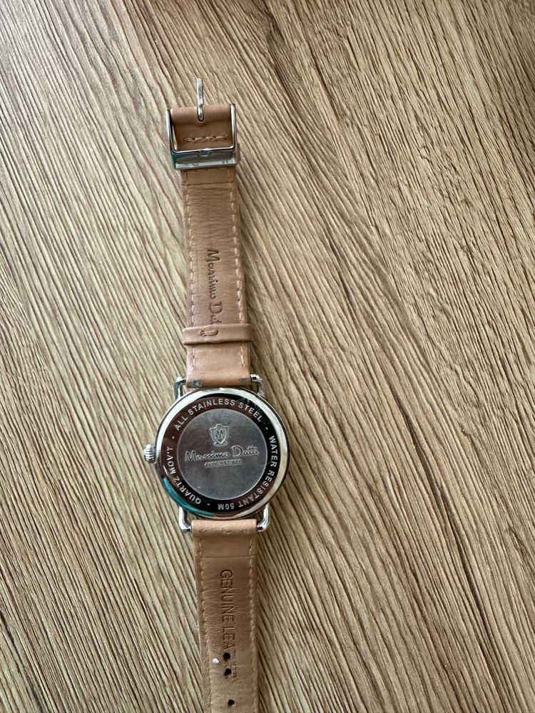 Женски часовник Massimo Dutti