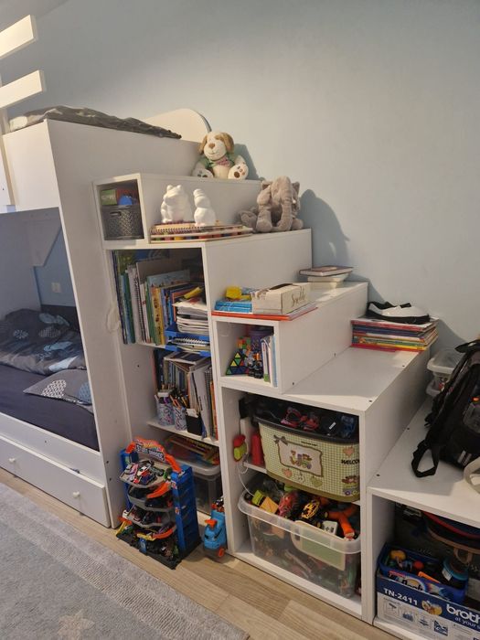 Pat supraetajat copii