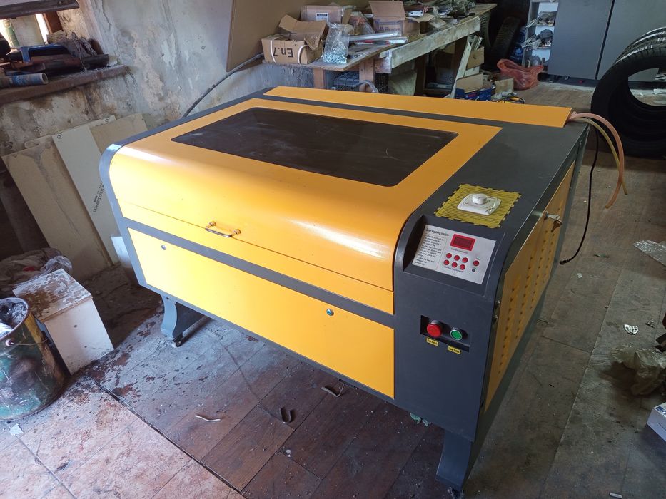 Срочно продам Лазерный станок