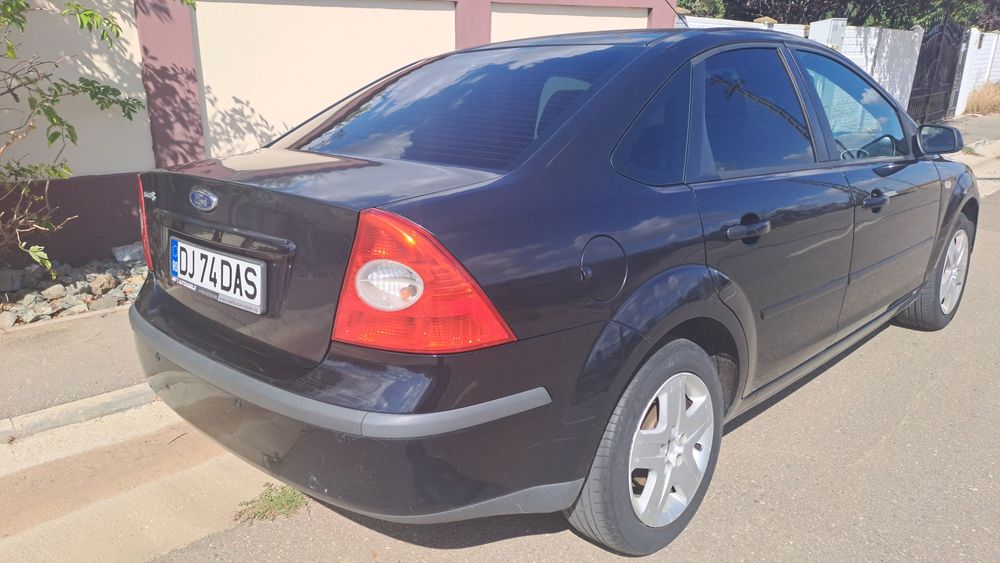 Ford Focus sedan 2007