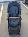 Vând Carucior Zelia3 transformabil 2 in 1 Maxi-Cosi Essential Graphite