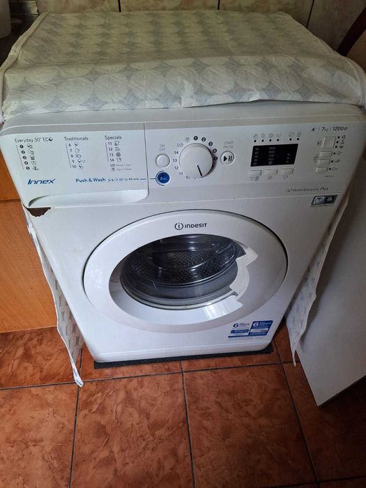 Masina de spalat rufe Indesit 7 kg, 1200 rpm, Clasa A++