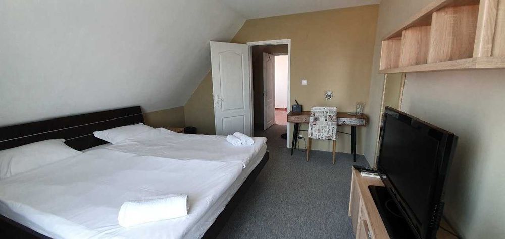 Пететажен хотел с морска гледка в село Синеморец, област Бургас